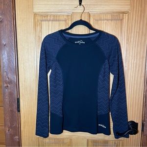 Eddie Bauer Women’s long sleeve top with Geometric Chevron print